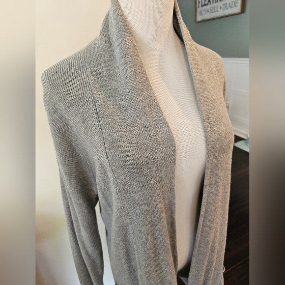 Abercrombie & Fitch Women's Size Medium Gray Knit Longline Open Cardigan Pockets - Picture 2 of 12